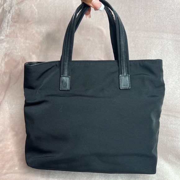 Authentic Gucci Handbag - Picture 2 of 12